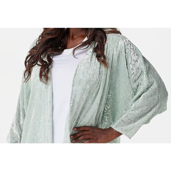 The Muses Closet Women Cardigan 3X Velvet Burnout Plus Floral Green Sage A391060 - Picture 2 of 6